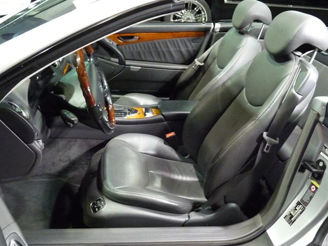 2004 Mercedes-Benz SL600