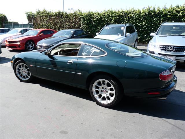 2001 Jaguar XKR COUPE