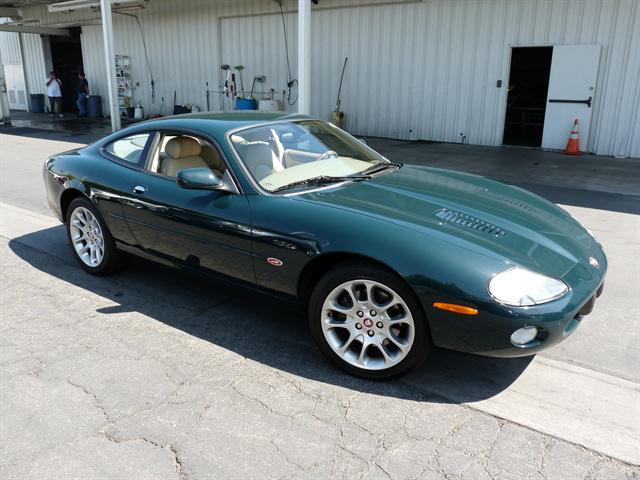 2001 Jaguar XKR COUPE