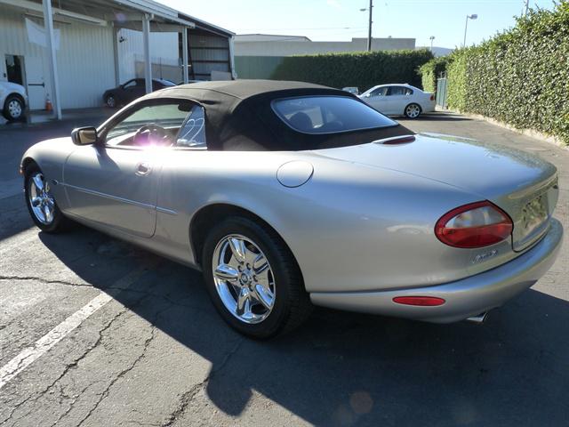 1999 Jaguar XK8