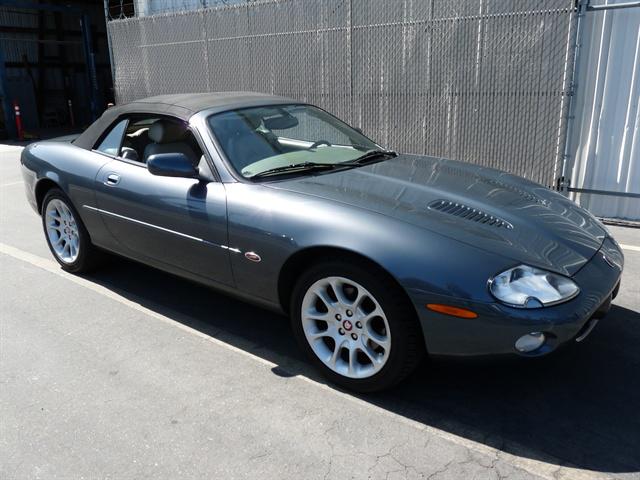 2001 Jaguar XKR