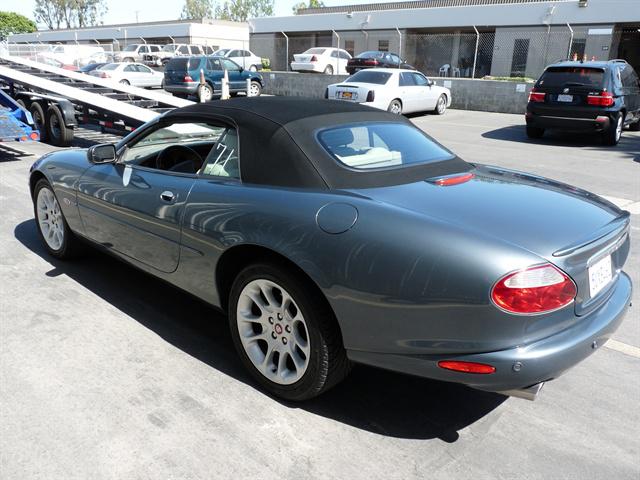 2001 Jaguar XKR
