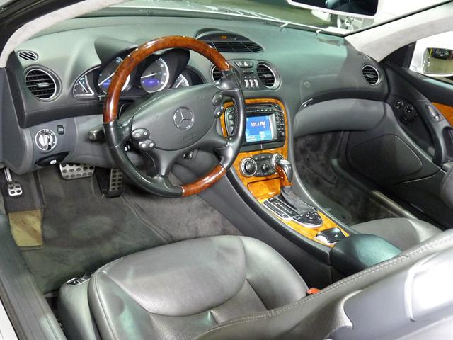2004 Mercedes-Benz SL600
