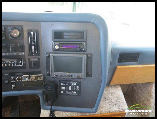 1991 Overland 384 Classic