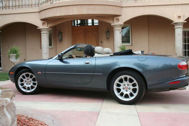 2001 Jaguar XKR