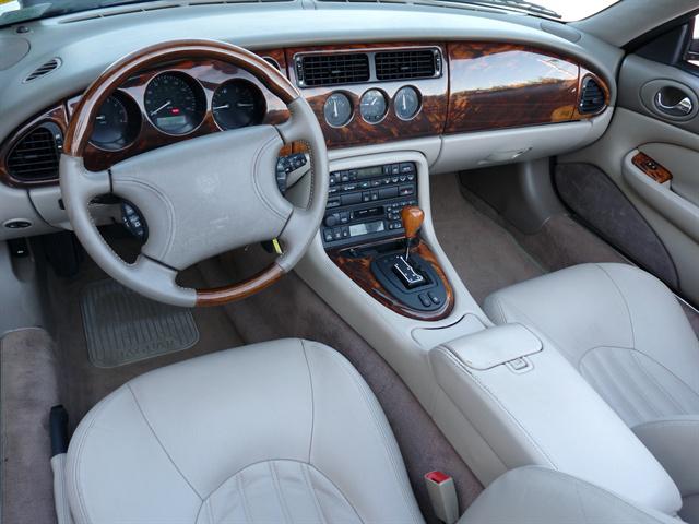 1998 Jaguar XK8